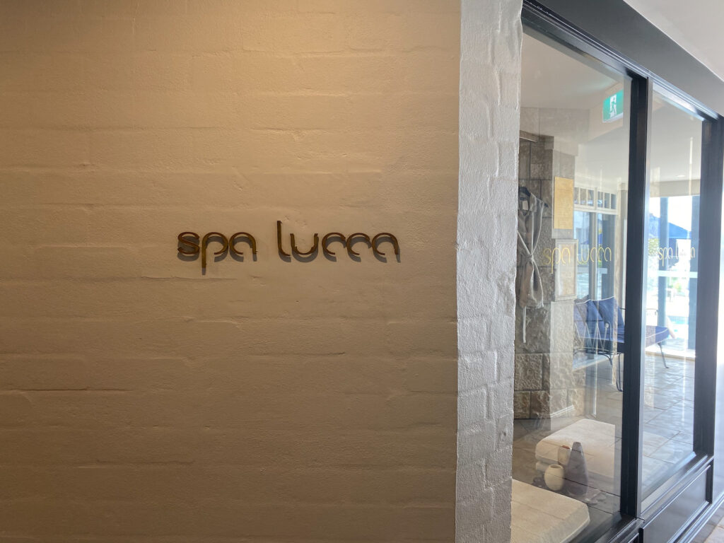 Anchorage Hotel Port Stephens Spa Lucca entrance